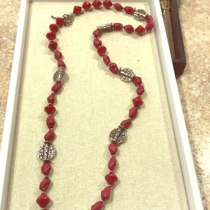 Red beadedNecklace